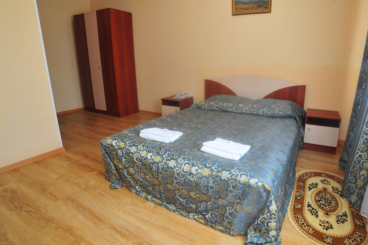 בורובויה Hotel Nurlytau מראה חיצוני תמונה