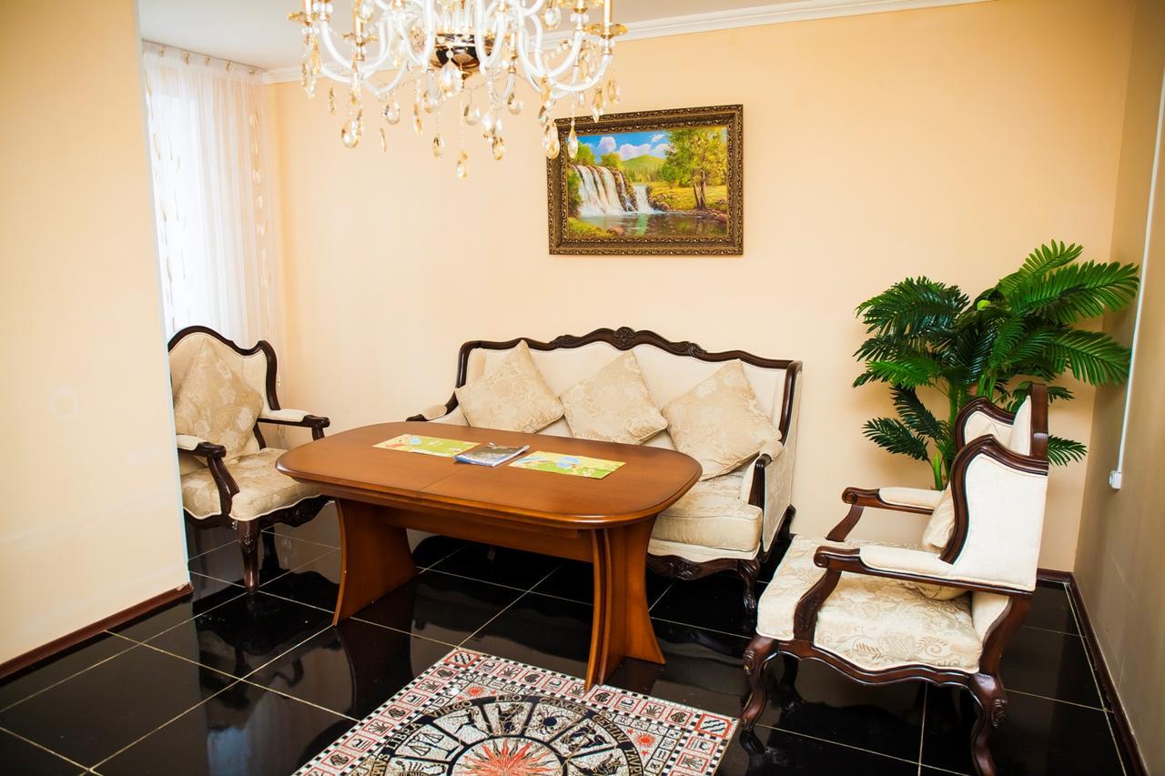 בורובויה Hotel Nurlytau מראה חיצוני תמונה