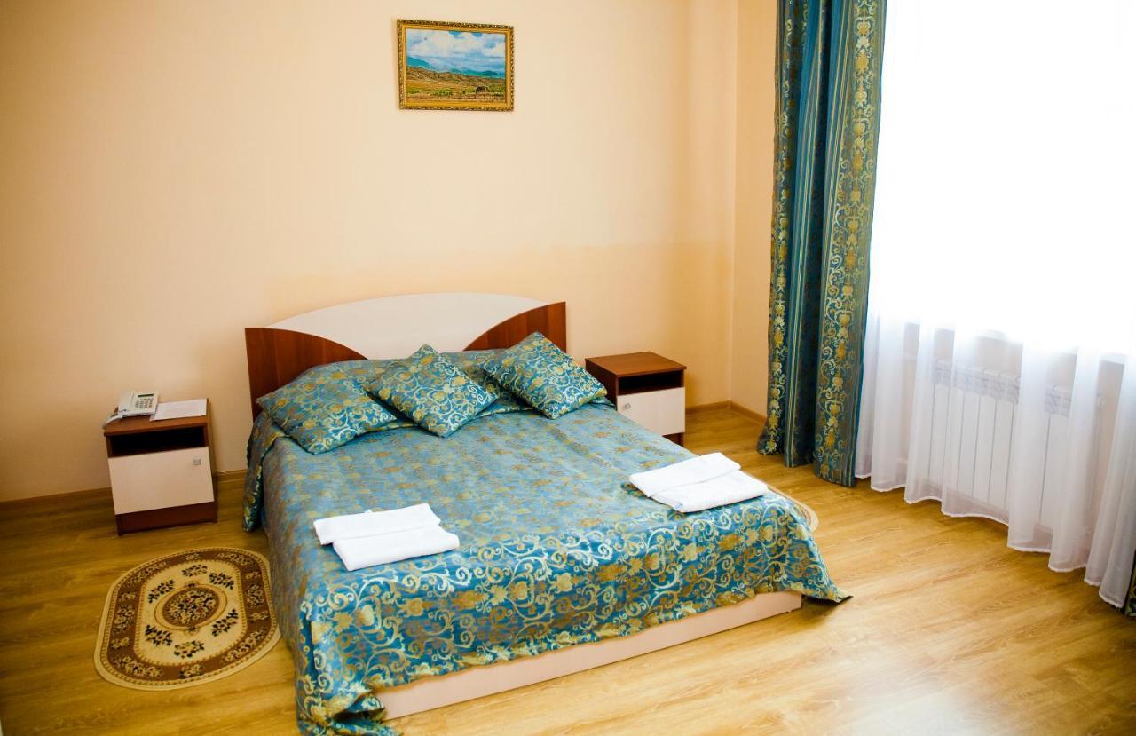 בורובויה Hotel Nurlytau מראה חיצוני תמונה